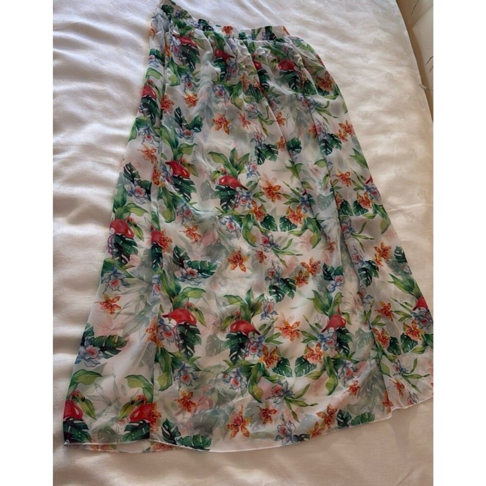 Tropical Floral flamingo sheet resort wear skirt. Size M